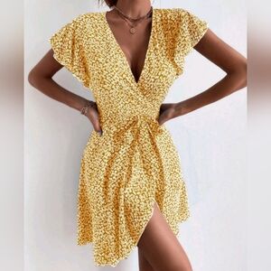 SHEIN Surplice Front Ditsy Floral Belted Dress, Size L